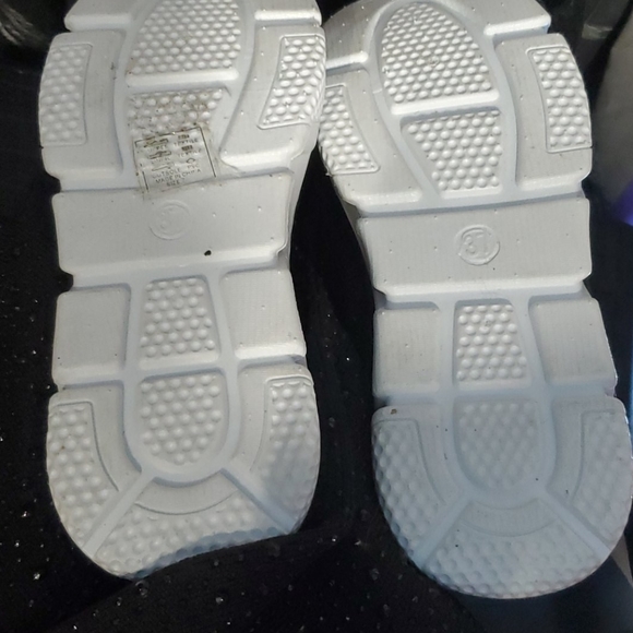 RHINESTONE SNEAKERS👟❤HP❤ - Picture 9 of 9